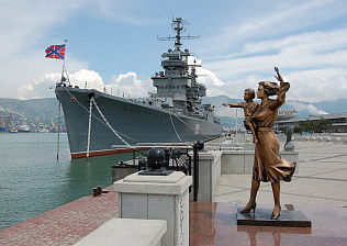 ПАМЯТНИК «ЖЕНЕ МОРЯКА»