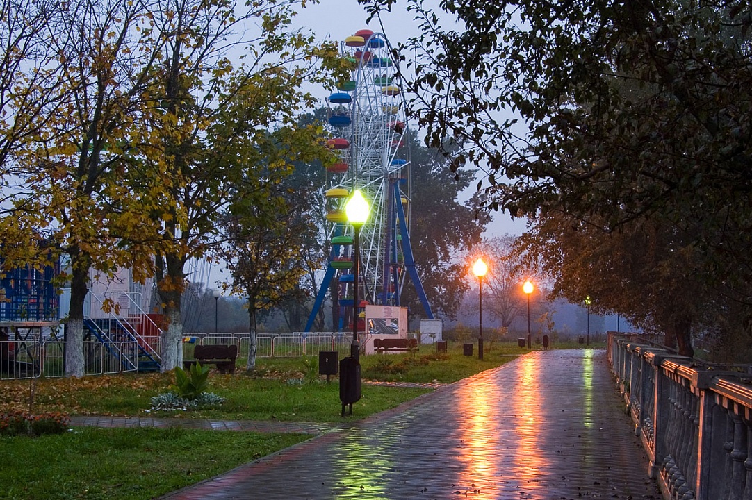ГОРОДСКОЙ ПАРК КУЛЬТУРЫ И ОТДЫХА 30-ЛЕТИЯ ПОБЕДЫ