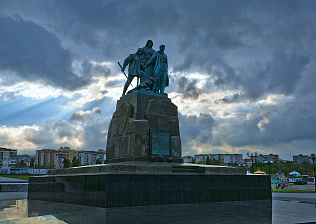 ПАМЯТНИК «РЫБАКАМ СЕЙНЕРА УРУП»